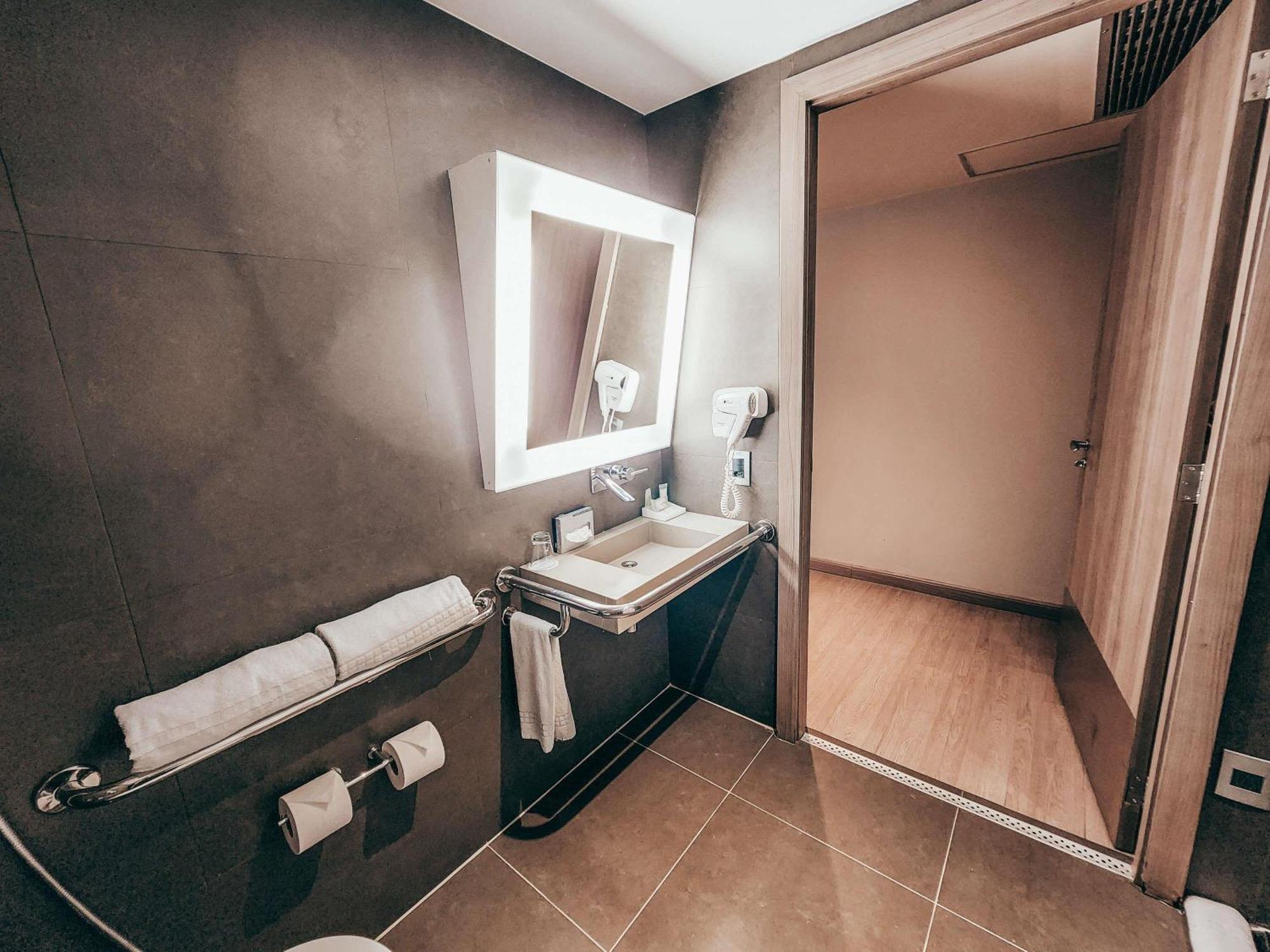 Standard Apartment Double Bed Accessible